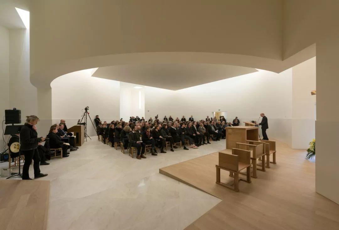 Alvaro Siza - New Church of Saint-Jacques de la Lande 