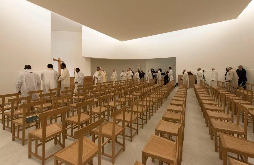 Alvaro Siza - New Church of Saint-Jacques de la Lande 