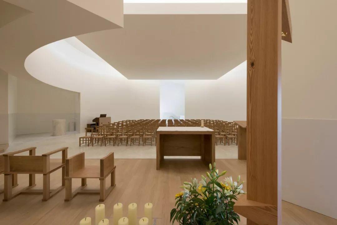 Alvaro Siza - New Church of Saint-Jacques de la Lande 