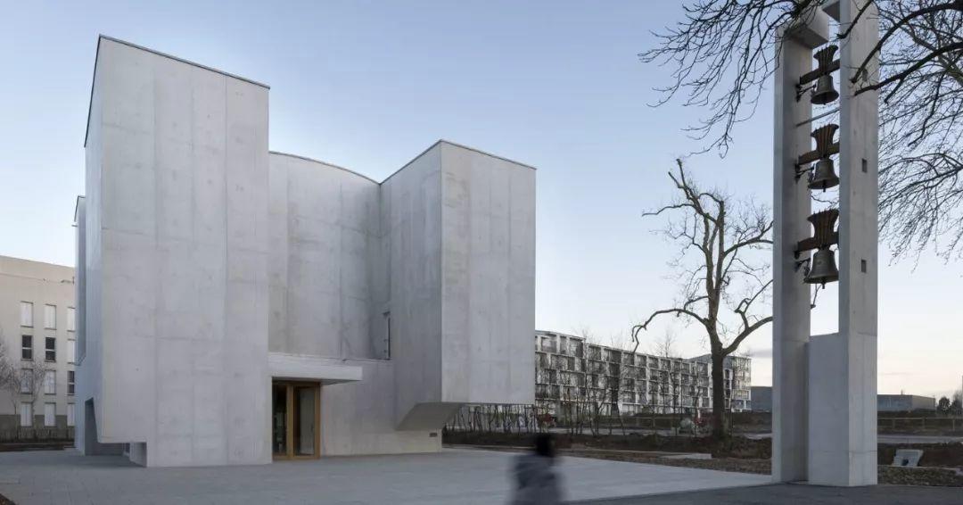 Alvaro Siza - New Church of Saint-Jacques de la Lande 