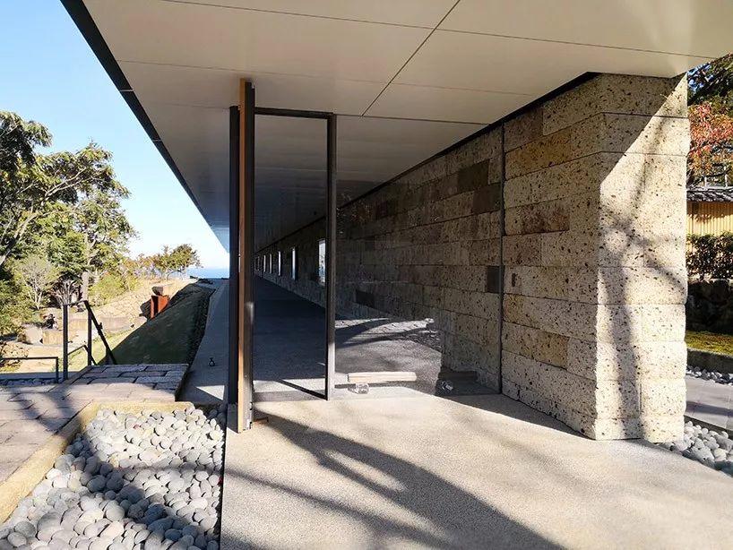 攝影大師杉本博司竟然在海邊建了一座天文台！