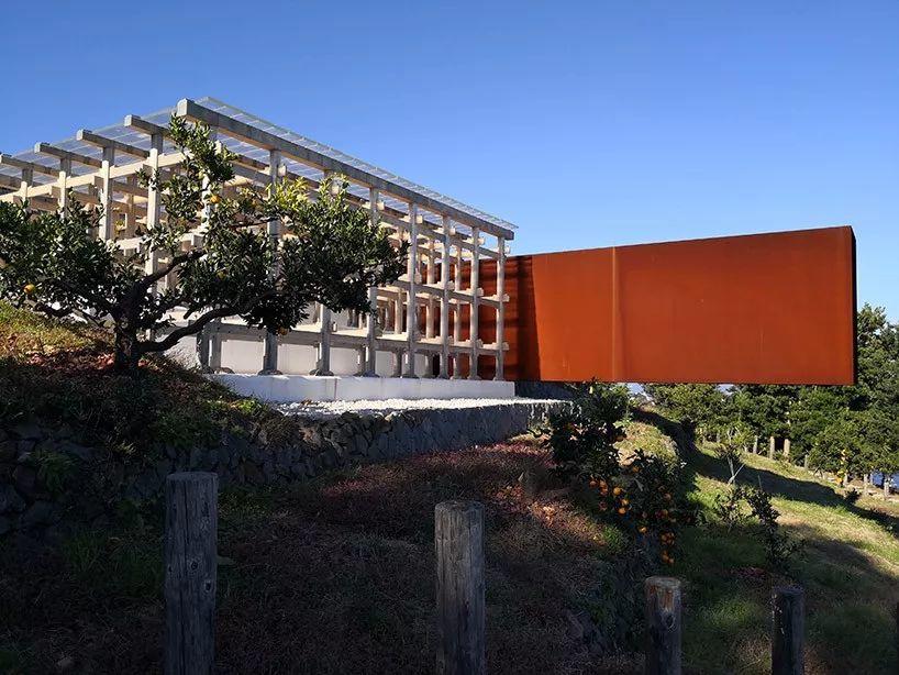 攝影大師杉本博司竟然在海邊建了一座天文台！