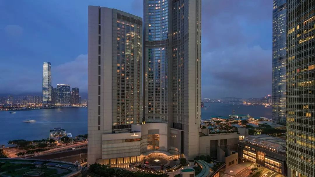 香港四季酒店 Four Seasons Hotel Hong Kong