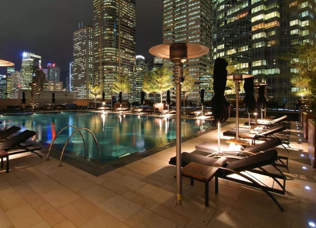 酒店露天游泳池 outdoor swimming pool hotel 香港四季酒店 Four Seasons Hotel Hong Kong