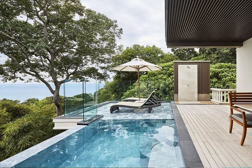 露天游泳池 swimming pool Trisara Phuket Thailand