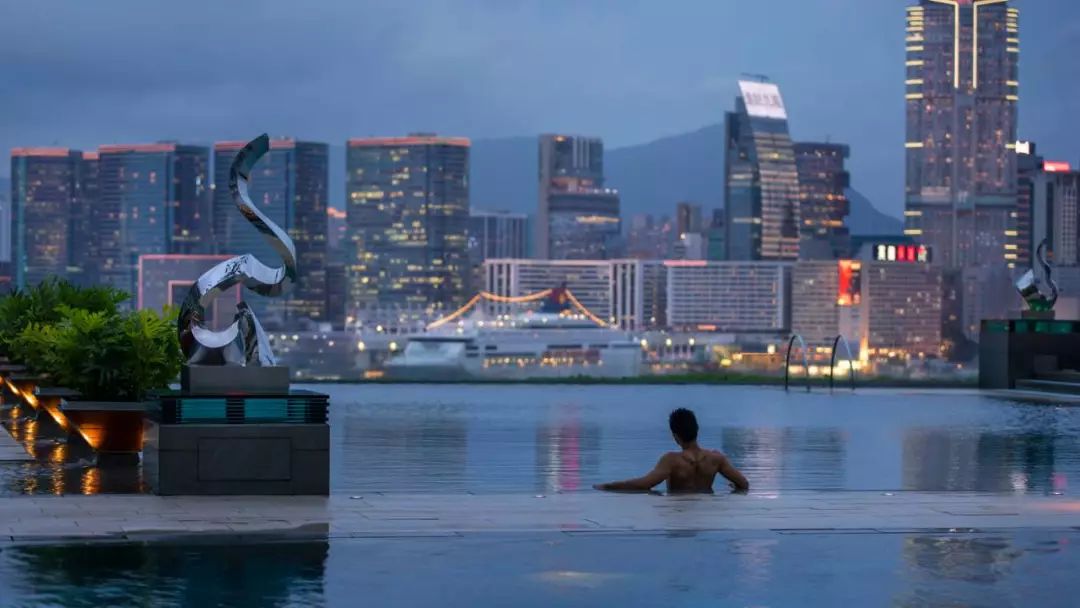 酒店露天游泳池 outdoor swimming pool hotel 香港四季酒店 Four Seasons Hotel Hong Kong