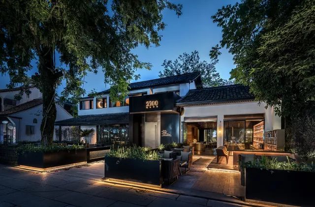 全球首家區塊鏈酒吧——2100Club 全球首家區塊鏈酒吧——2100Club