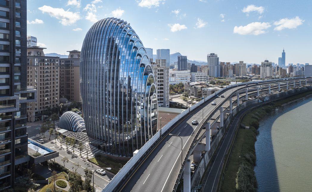 Aedas 新作『台北砳建築』,在『鵝卵石』體量中實現綠色節能辦公 Aedas 新作『台北砳建築』,在『鵝卵石』體量中實現綠色節能辦公