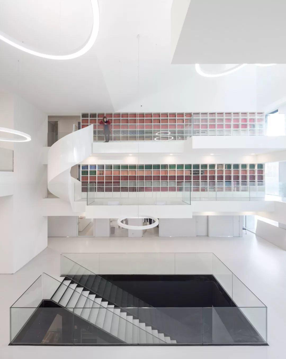 奧賽分子科學研究所 / KAAN Architecten