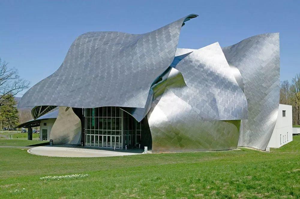 建築大師Frank Gehry的90歲,「我會開飛機了」 Richard B. Fisher Center for the Performing Arts,紐約,2003