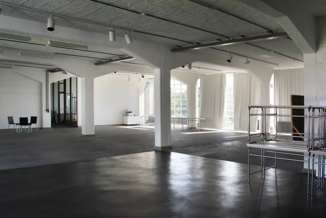 德國包浩斯校舍 The Bauhaus building in Dessau╱Walter Gropius