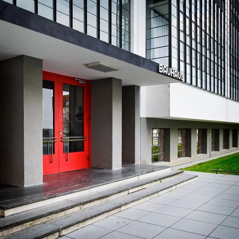 德國包浩斯校舍 The Bauhaus building in Dessau╱Walter Gropius