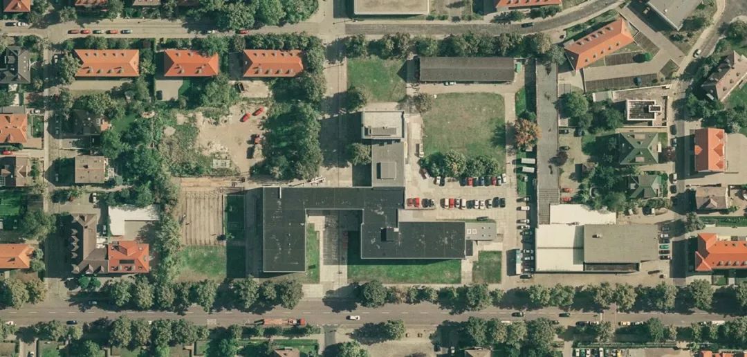 德國包浩斯校舍 The Bauhaus building in Dessau╱Walter Gropius