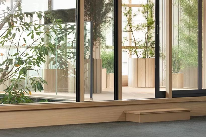 東京辦公大樓Kojimachi Terrace╱佐藤大 Nendo