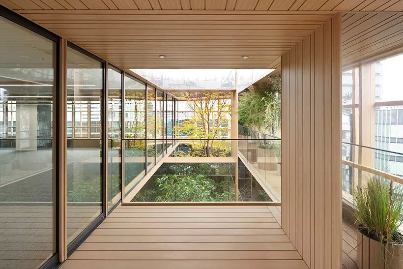 東京辦公大樓Kojimachi Terrace╱佐藤大 Nendo