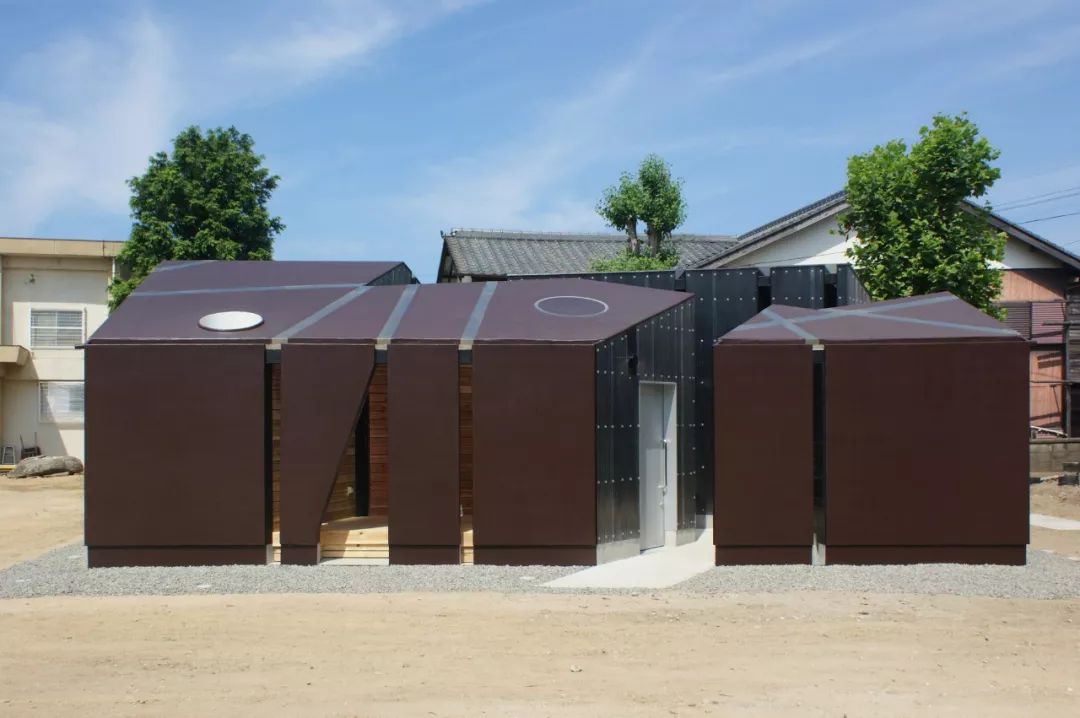 日本公共廁所Ibuki-shima Toilets 設計：Daigo Ishii + Future-scape Architects
