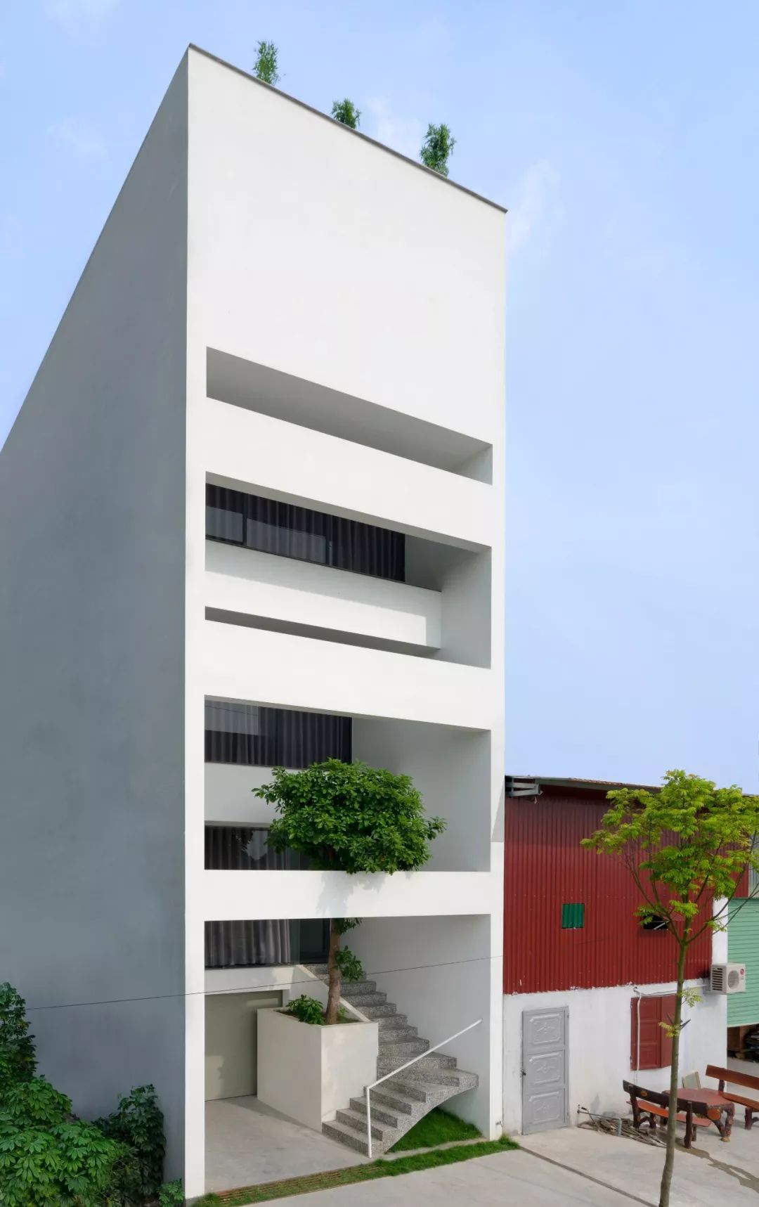垂直樹屋/Nguyen Khac Phuoc Architects