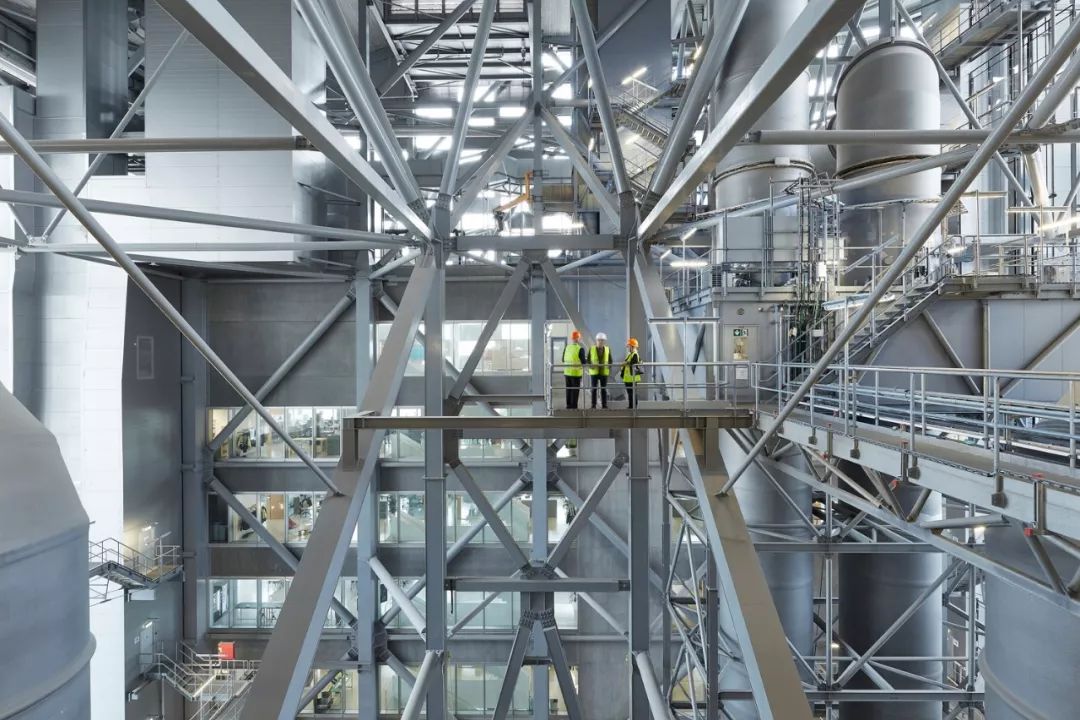 CopenHill Energy Plant Urban Recreation Center哥本哈根CopenHill 新型垃圾焚燒發電廠+滑雪場／BIG