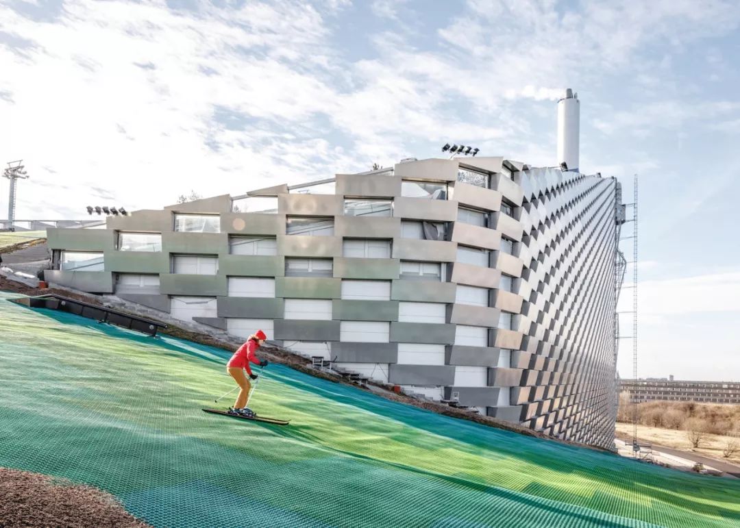 CopenHill Energy Plant Urban Recreation Center哥本哈根CopenHill 新型垃圾焚燒發電廠+滑雪場／BIG