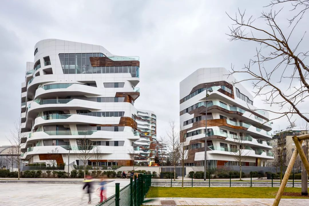 建築外觀,米蘭CityLife公寓╱Zaha Hadid Architects