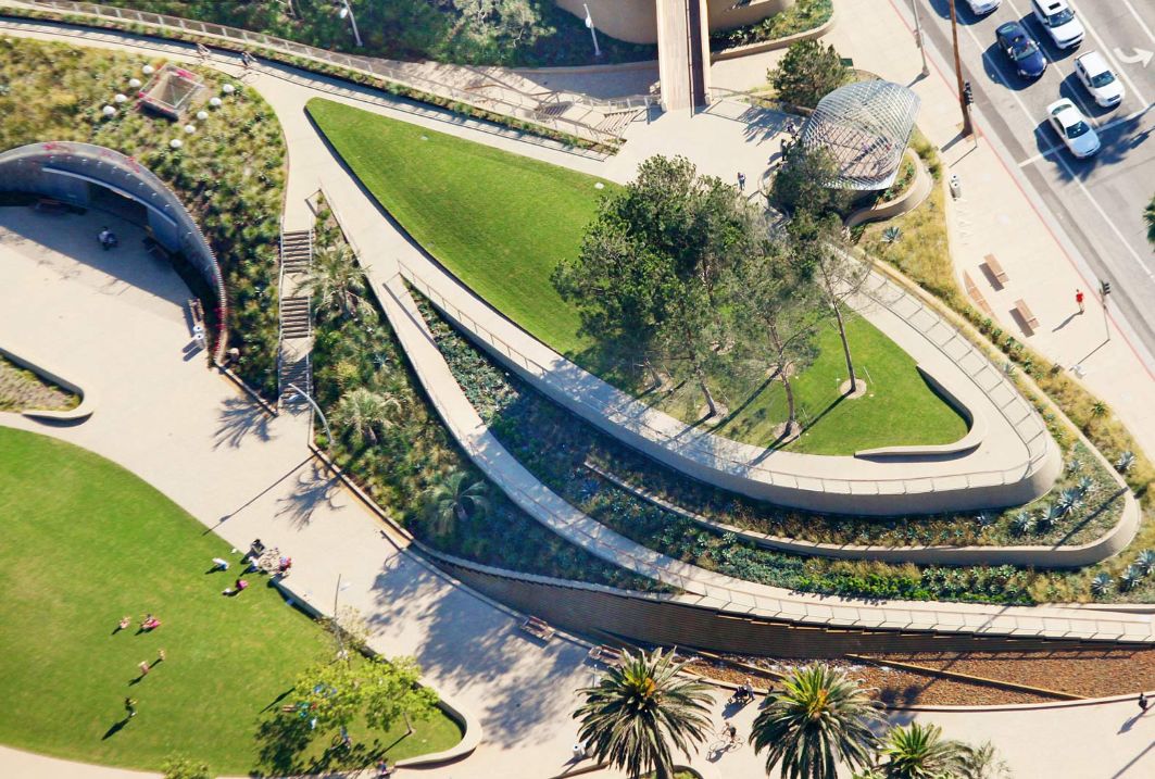 TONGVA PARK, SANTA MONICA, CALIFORNIA 加州聖莫尼卡通瓦公園／James Corner Field Operations