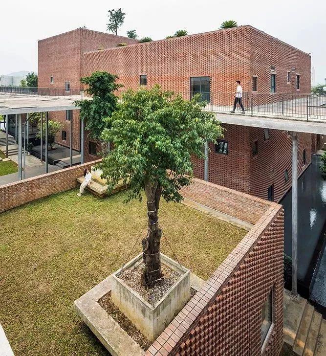 越南電信公司Viettel學院教育中心╱VTN Architects Vo Trong Nghia 武重義建築師事務所