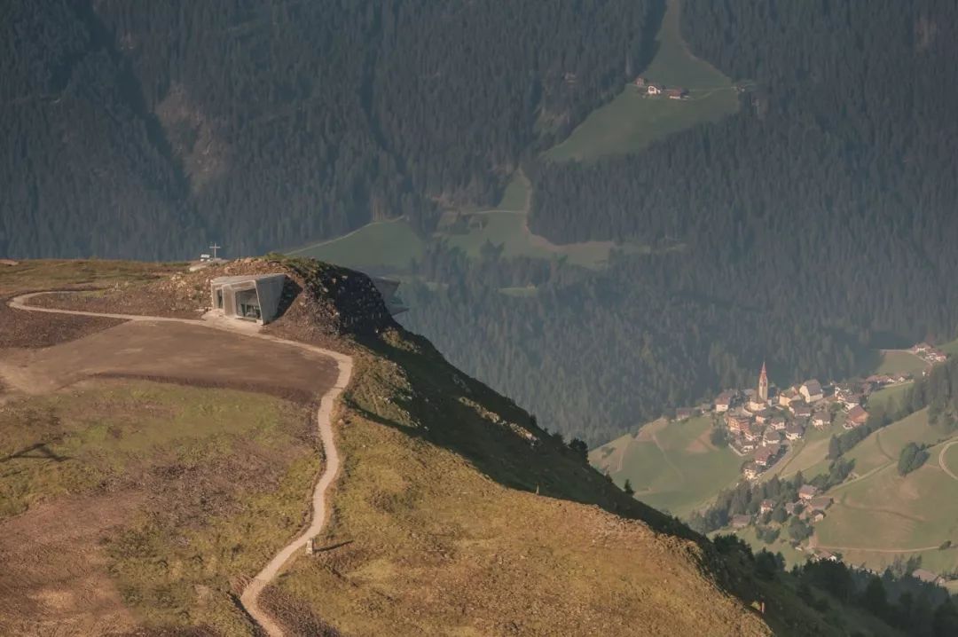 梅斯納爾山峰博物館 Messner Mountain Museum Corones/Zaha Hadid Architects