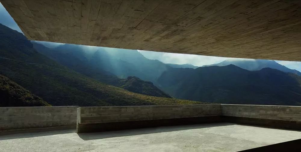 西班牙神聖美術館 Museo Sacro y Plaza/Fernando Menis