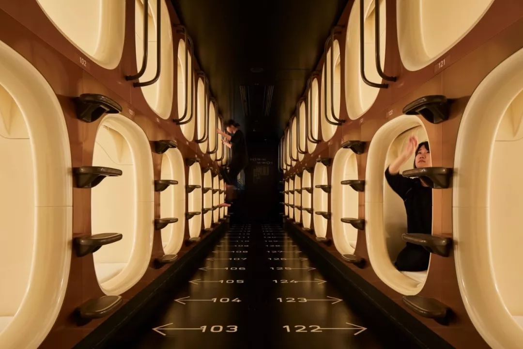 大阪難波9小時膠囊旅館 9h ninehours なんば駅 nine hours capsule hotel osaka╱成瀨‧豬熊建築設計事務所