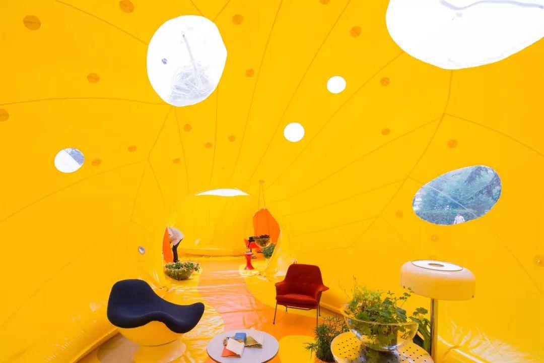 「Second Dome」的內部