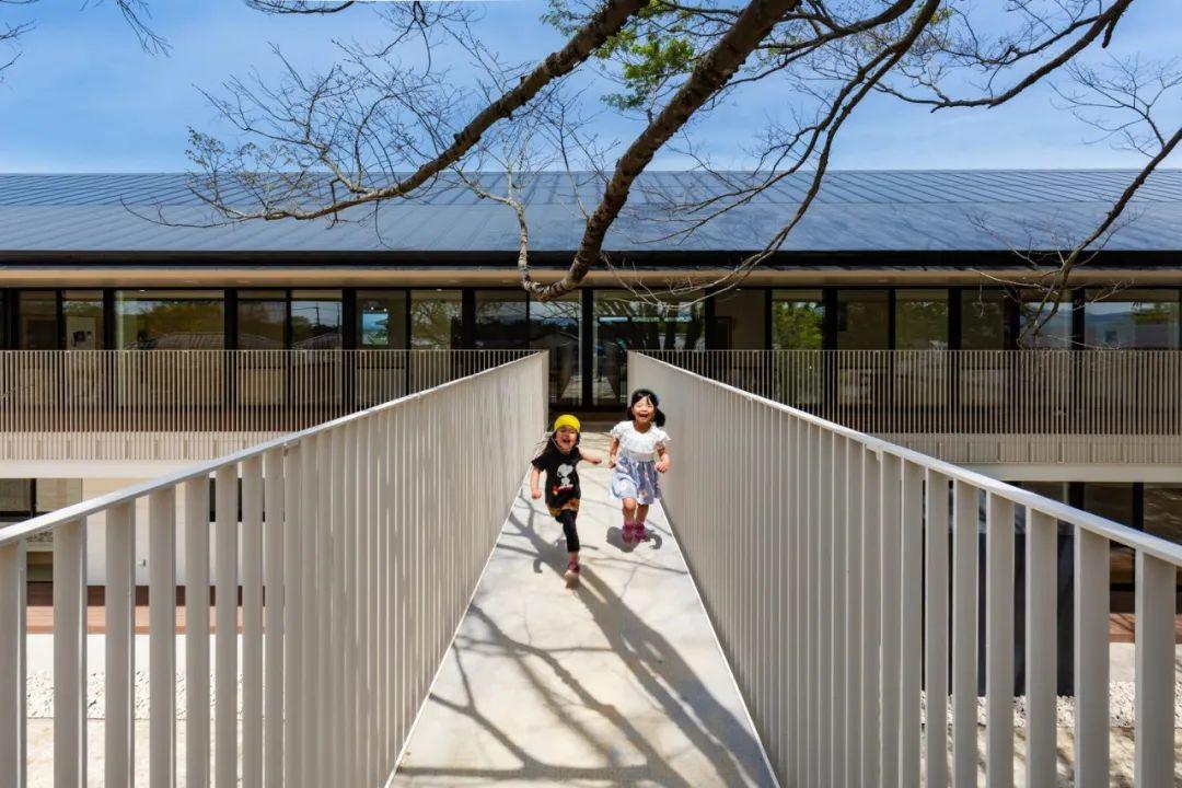 日本九州都城市 MRN幼兒園╱HIBINOSEKKEI 日比野設計 + Youji no Shiro