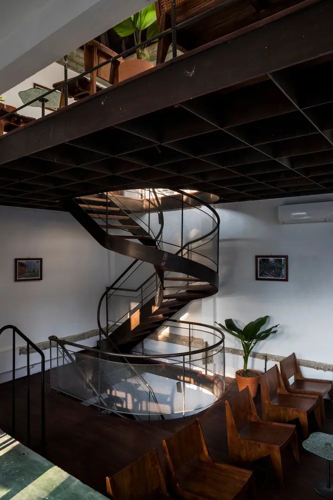 老房改裝的咖啡廳，越南峴港市Namra Coffee╱D1 Architectural Studio