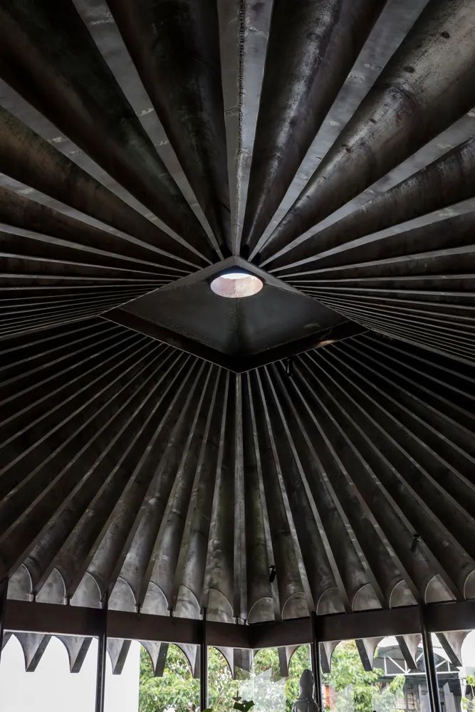 老房改裝的咖啡廳，越南峴港市Namra Coffee╱D1 Architectural Studio