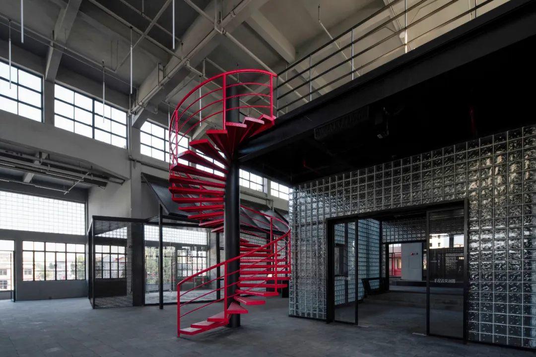 工人禮堂改造後的螺旋樓梯