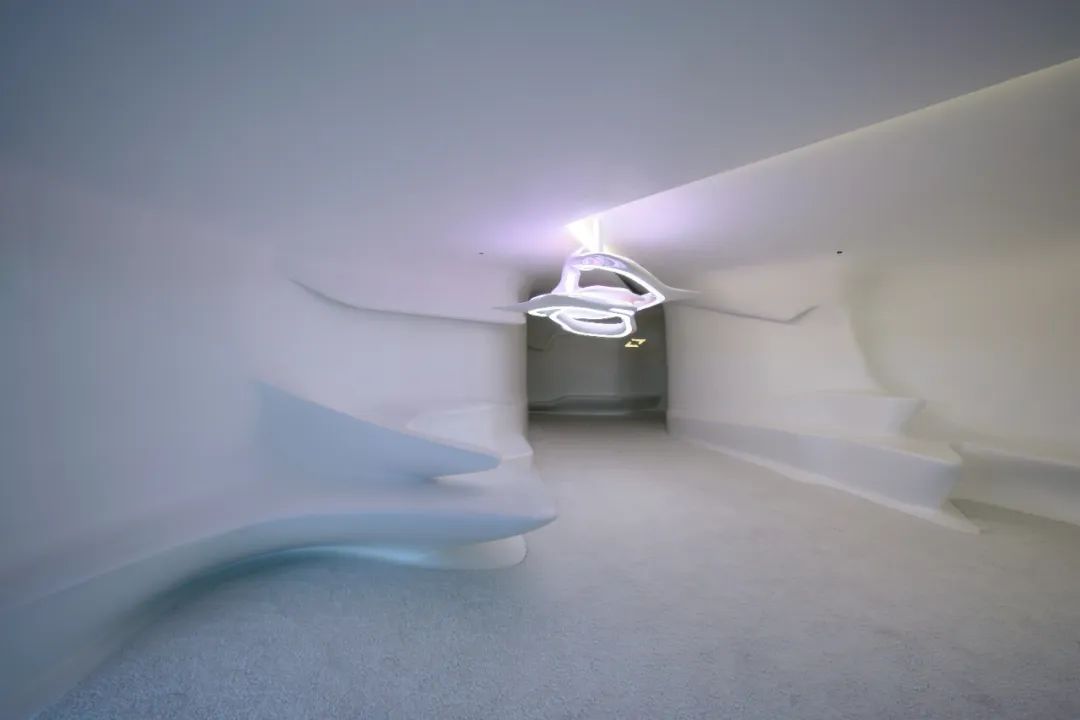 馬德里Puerta America酒店房間室內設計／Zaha Hadid