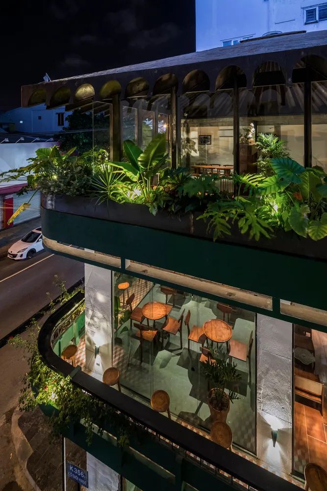 老房改裝的咖啡廳，越南峴港市Namra Coffee╱D1 Architectural Studio