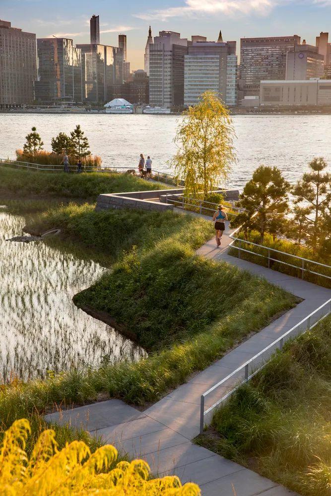 紐約獵人角南濱水公園 Hunter’s Point South Park 