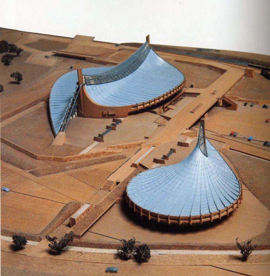 丹下健三設計的國立代代木競技場