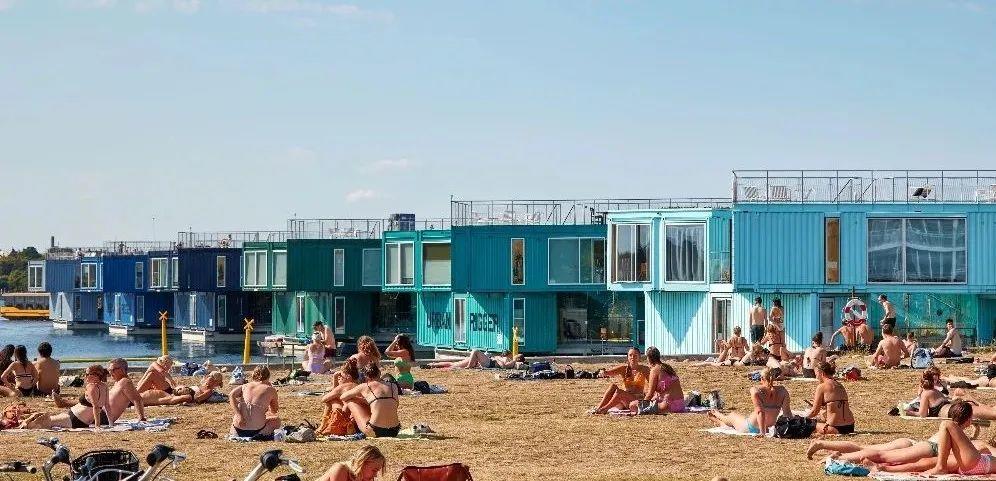 Bjarke Ingels 與他在「SS Ingels」遊艇上的家