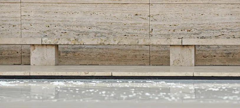 牛奶與咖啡水池／艾未未 Ai Weiwei 巴塞隆納德國館藝術裝置 Barcelona Pavilion Art Installation ©密斯凡德羅基金會 Mies van der Rohe Foundation