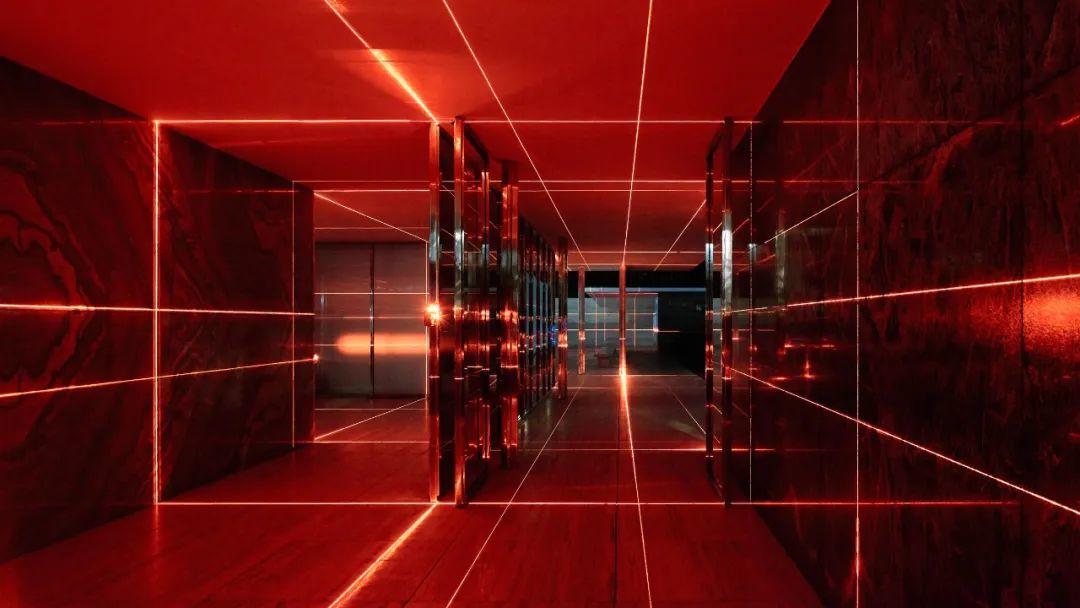  巴塞隆納德國館藝術裝置 Barcelona Pavilion Art Installation