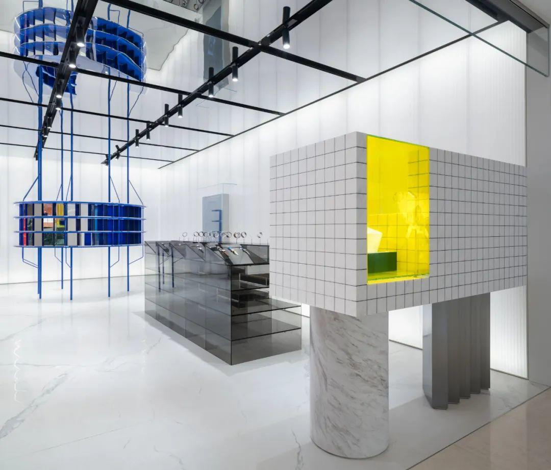 MOMIC 手錶品牌集合店 商空室設／西濤設計工作室