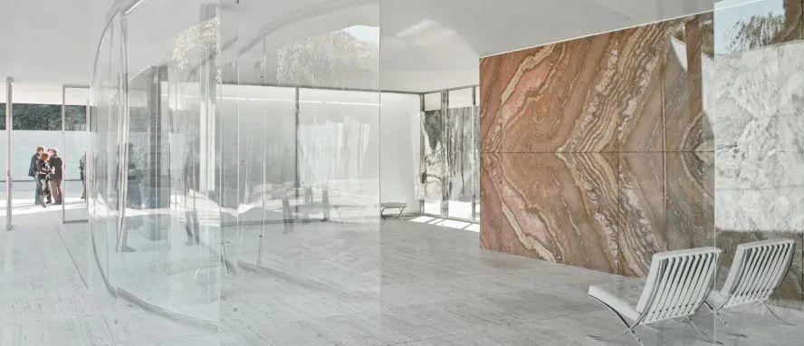  巴塞隆納德國館藝術裝置 Barcelona Pavilion Art Installation