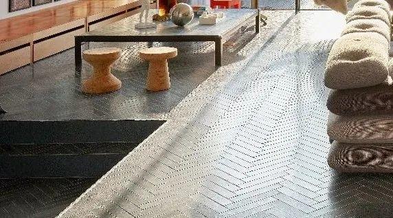 Bjarke Ingels 與他在「SS Ingels」遊艇上的家