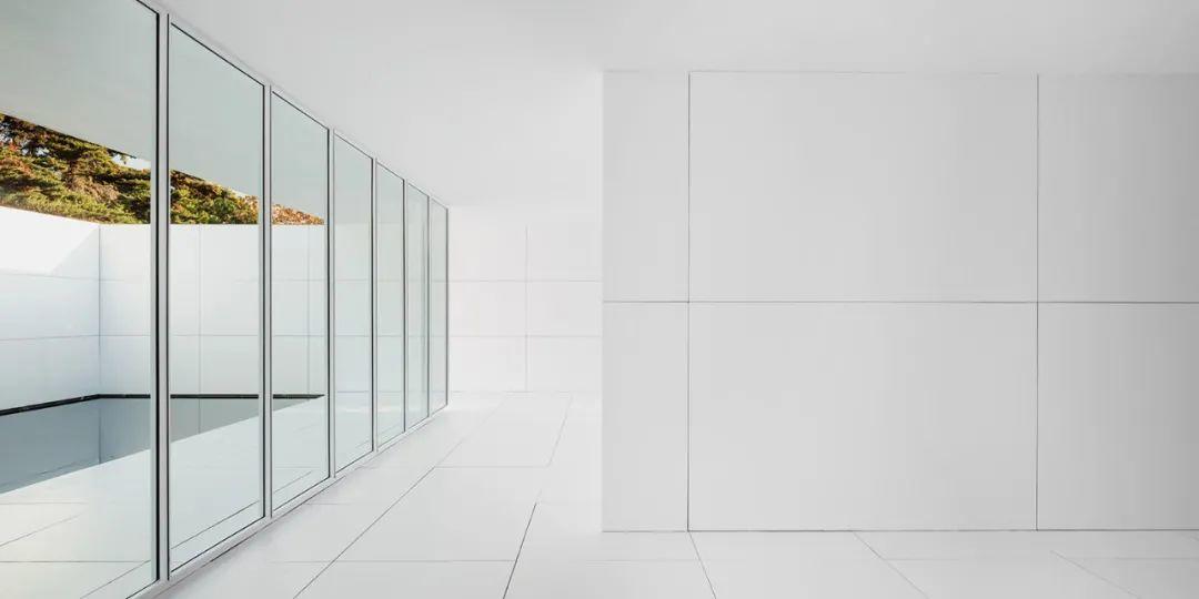  巴塞隆納德國館藝術裝置 Barcelona Pavilion Art Installation