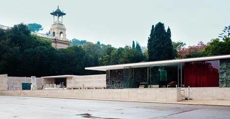  巴塞隆納德國館藝術裝置 Barcelona Pavilion Art Installation