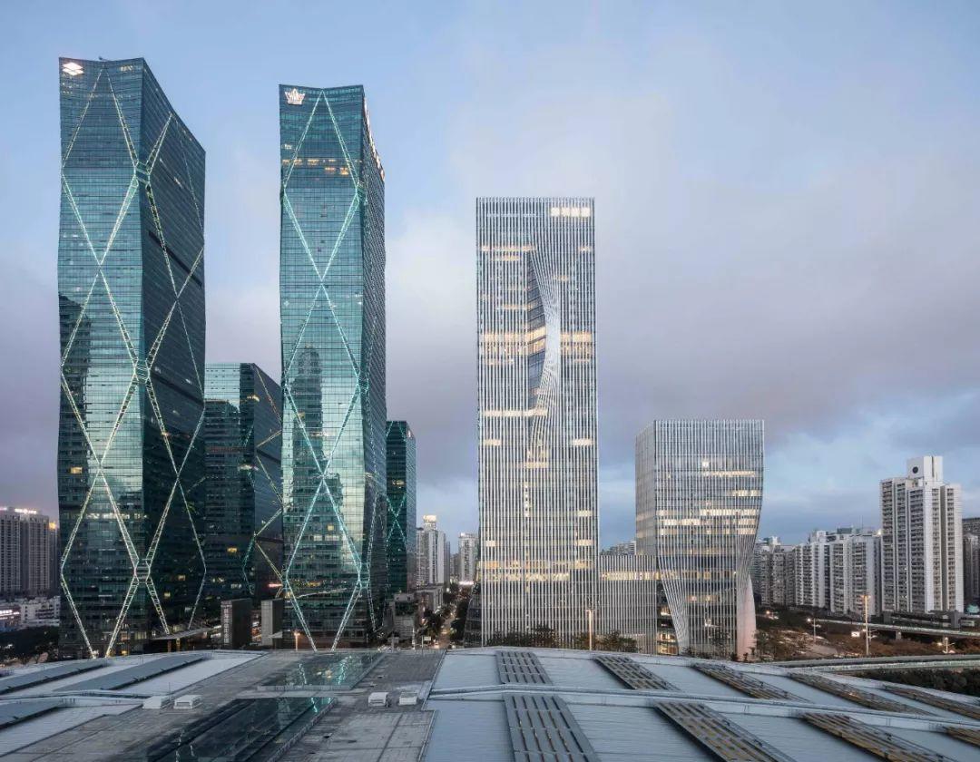  Bjarke Ingels 書《BIG. Formgiving. An Architectural Future History》建築未來史
