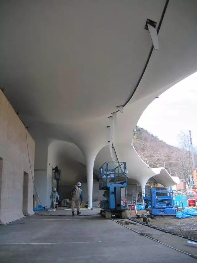 瞑想の森 市営斎場火葬場 | Crematorium in Kakamigahara／伊東豐雄 Toyo Ito