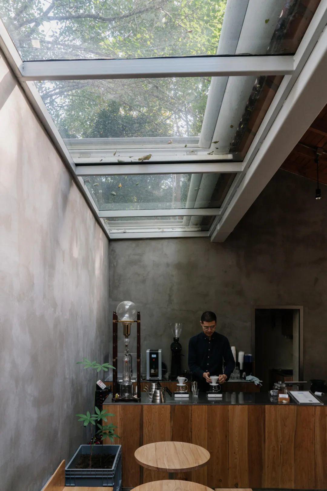 上海法租界咖啡館VOYAGE COFFEE／atelier suasua 刷刷建築