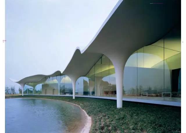 瞑想の森 市営斎場火葬場 | Crematorium in Kakamigahara／伊東豐雄 Toyo Ito